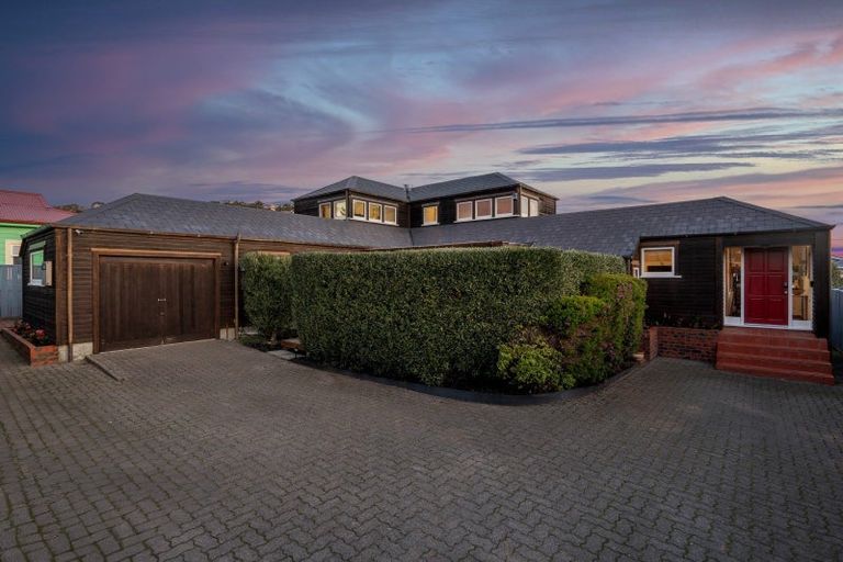 Photo of property in 24a Puriri Street, Miramar, Wellington, 6022