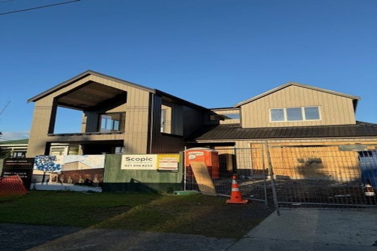 Photo of property in 9a Kowhai Street, Tawa, Wellington, 5028