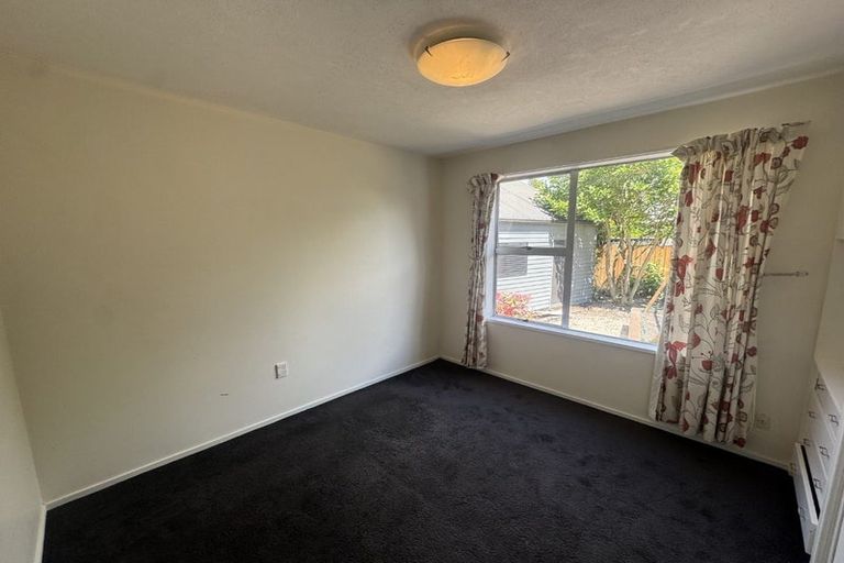 Photo of property in 7 Hannah Place, Redwood, Christchurch, 8051