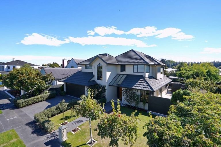 Photo of property in 15 Lexington Place, Shirley, Christchurch, 8061