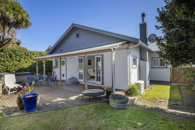 Photo of property in 47 Gaine Street, New Plymouth, 4310