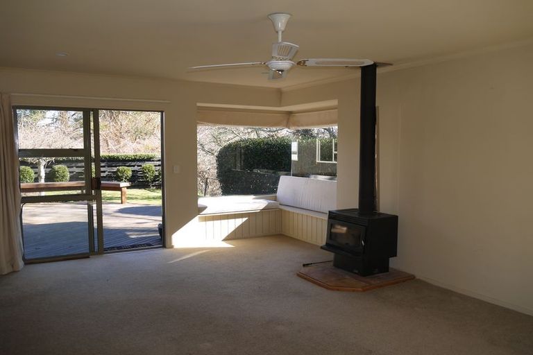 Photo of property in 9 Par Place, Kinloch, Taupo, 3377