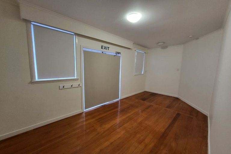 Photo of property in 10 Oraha Road, Huapai, Kumeu, 0810