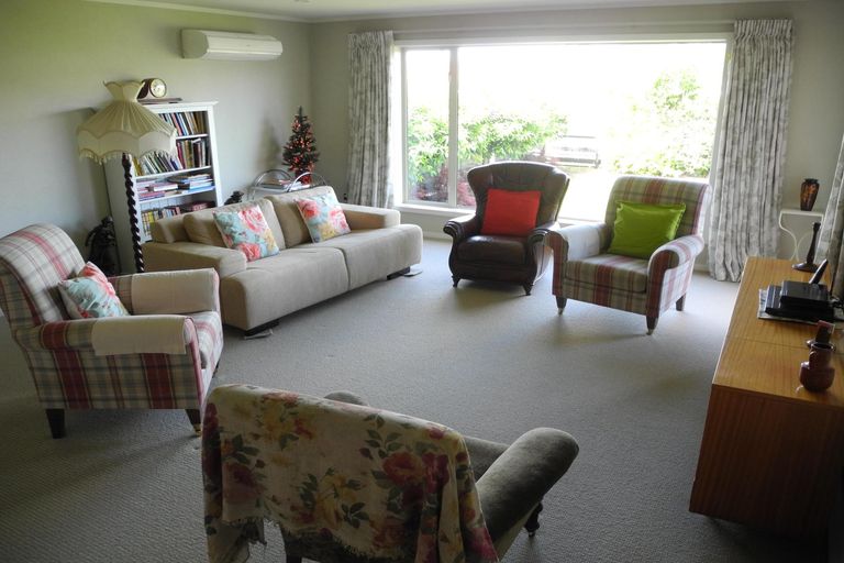 Photo of property in 90 High Street, Waimate, 7924