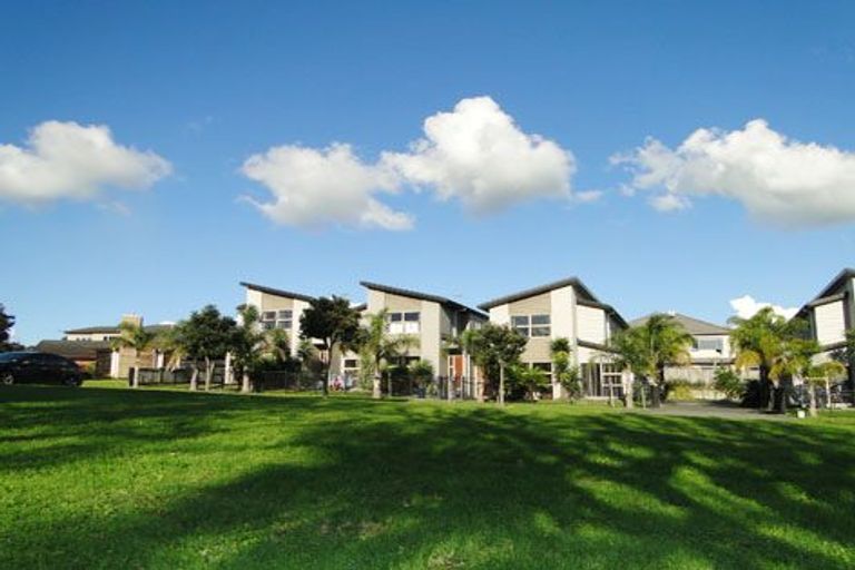Photo of property in 34 Skelligs Drive, Flat Bush, Auckland, 2019