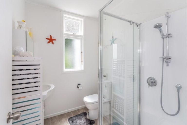 Photo of property in 23 Liverpool Street, Levin, 5510