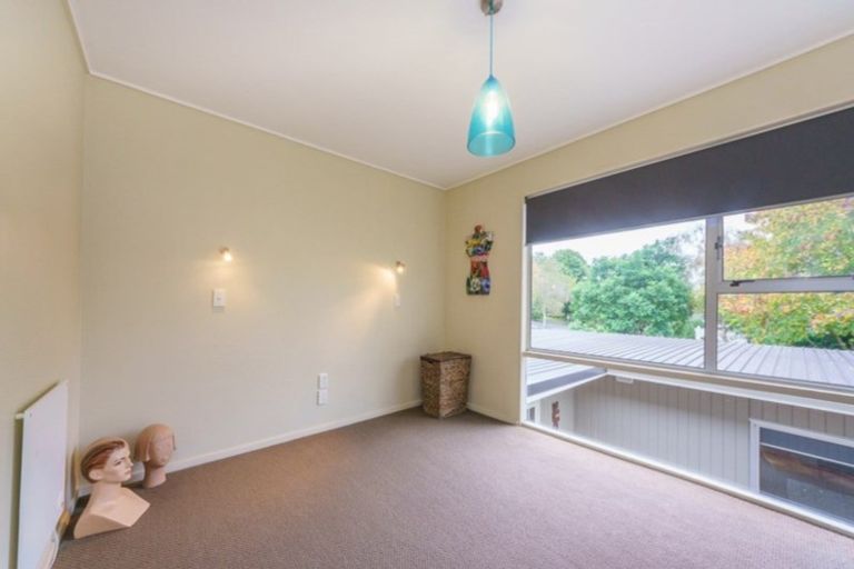 Photo of property in 422 Te Moana Road, Waikanae, 5036