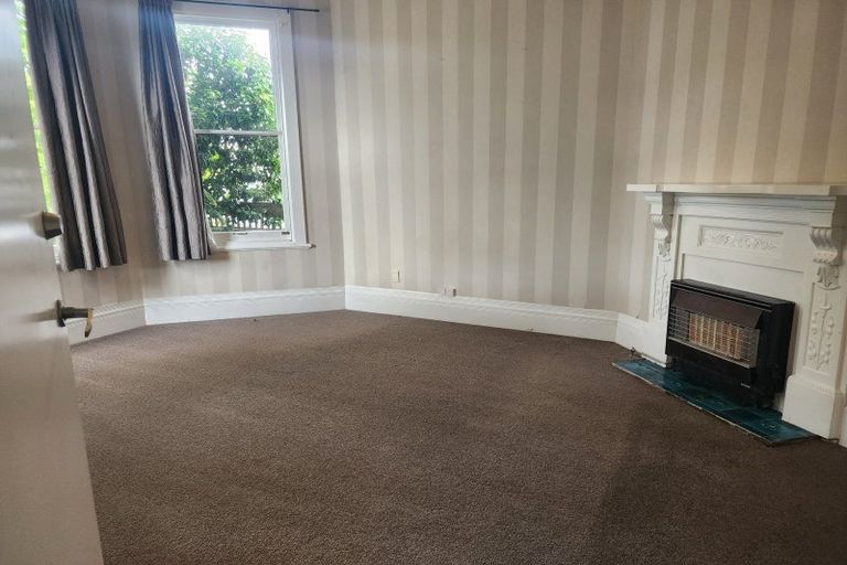 Photo of property in 10a Hereford Street, West End, Palmerston North, 4410