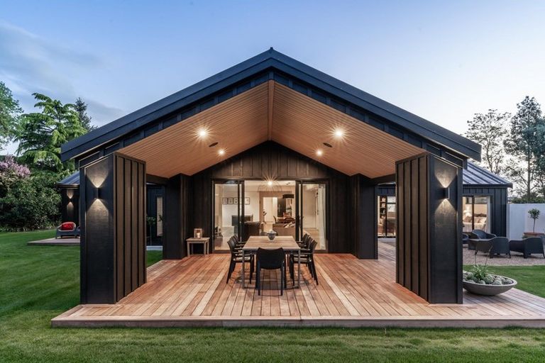 Photo of property in 1 De La Mare Drive, Leamington, Cambridge, 3432