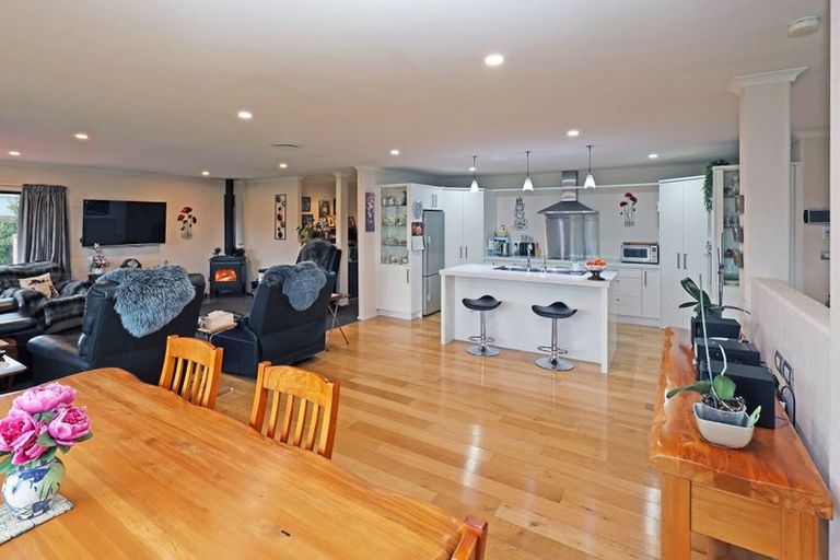 Photo of property in 6 Essex Street, Weston, Oamaru, 9401