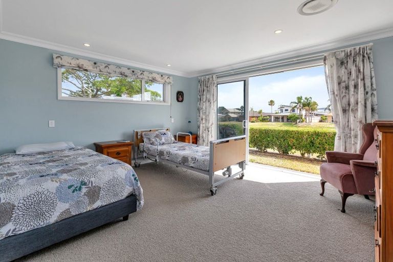 Photo of property in 2 Cayman Court, One Tree Point, 0118