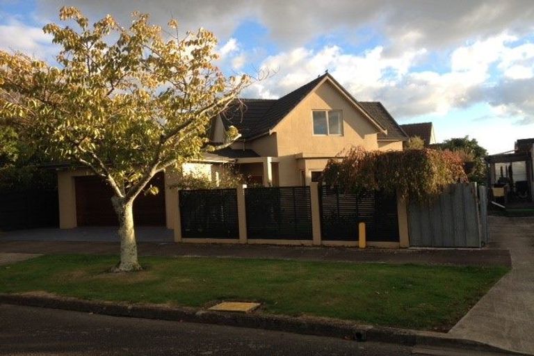 Photo of property in 68 Marne Street, Hokowhitu, Palmerston North, 4410