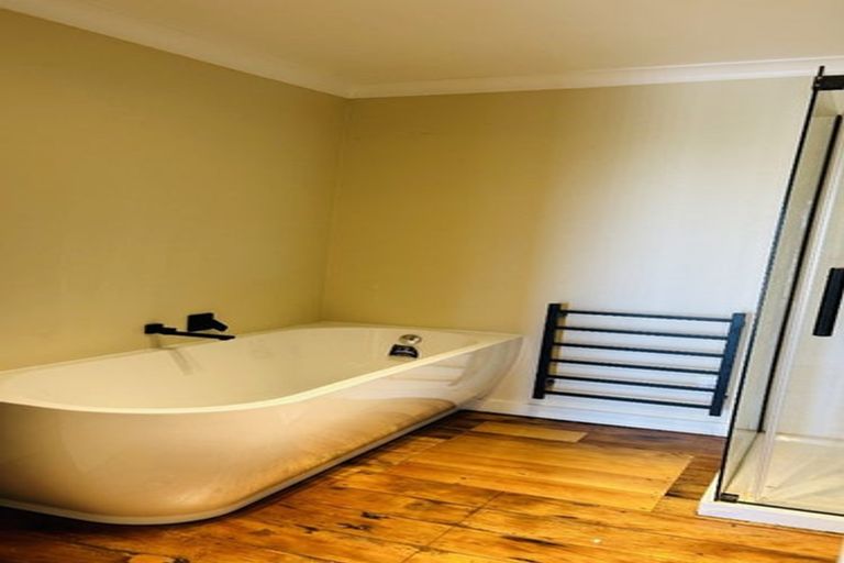 Photo of property in 184 Paparoa Station Road, Paparoa, 0571