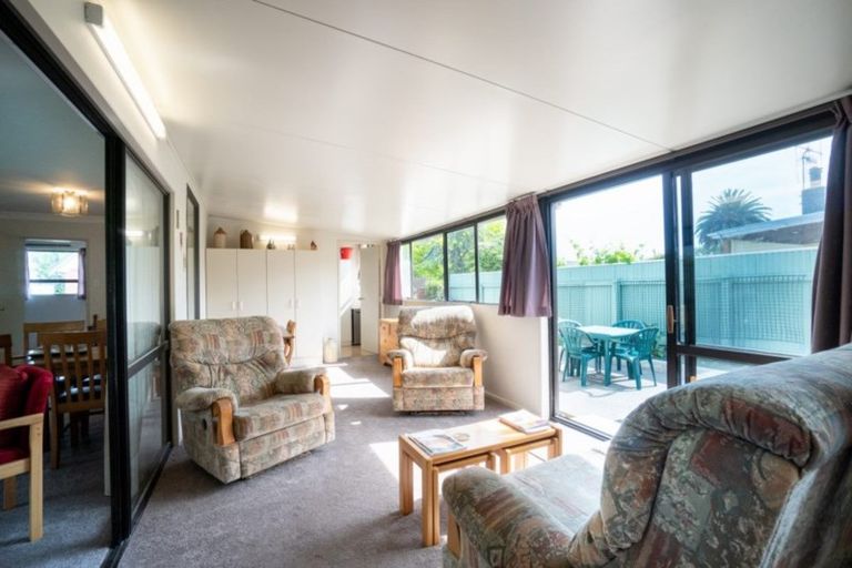 Photo of property in 11a Moore Street, West End, Palmerston North, 4412
