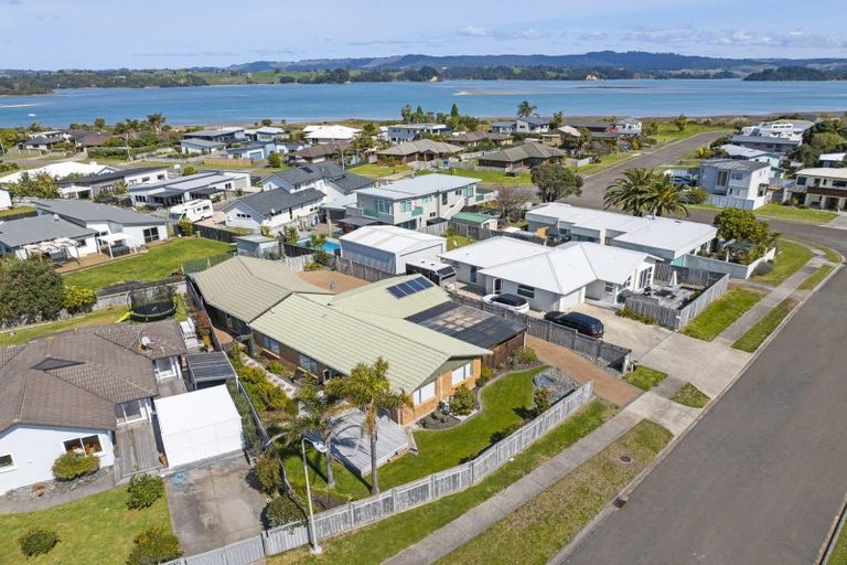 Photo of property in 6 Manuera Place, Ohope, 3121
