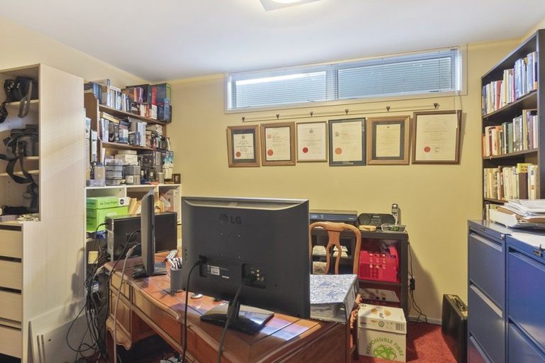 Photo of property in 3/21 Ruakiwi Road, Hamilton Lake, Hamilton, 3204