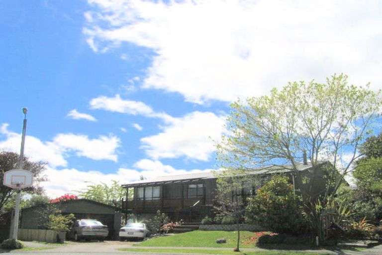 Photo of property in 13 Golders Place, Richmond Heights, Taupo, 3330