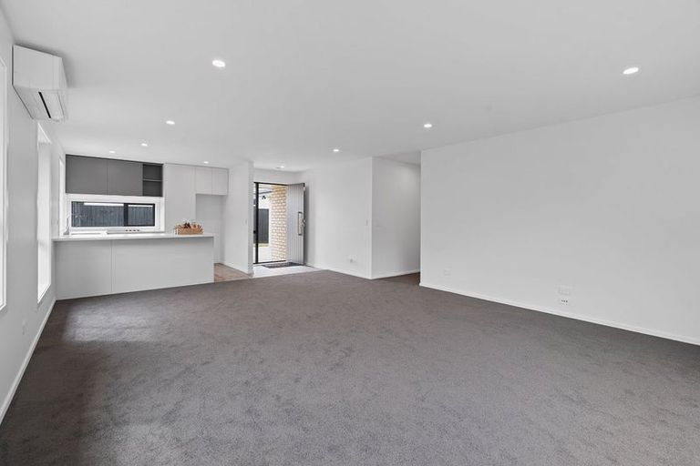 Photo of property in 34a Amyes Road, Hornby, Christchurch, 8042