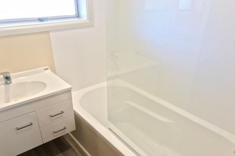 Photo of property in 2/109 Domain Terrace, Spreydon, Christchurch, 8024