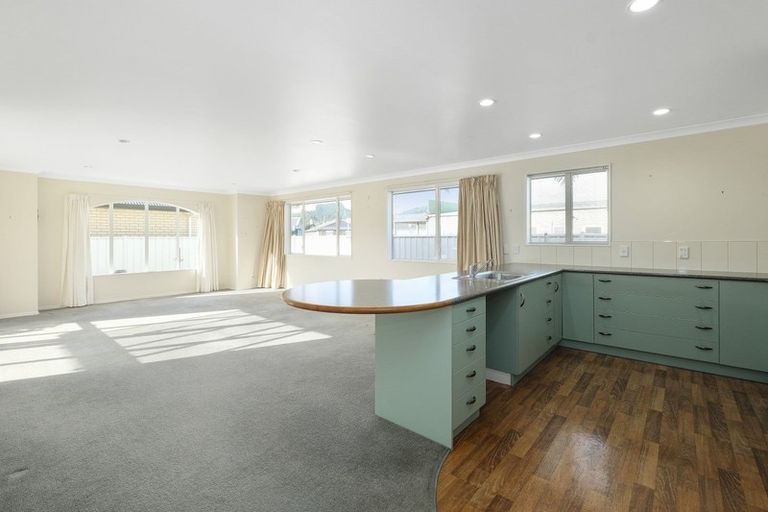 Photo of property in 28 Potae Avenue, Lytton West, Gisborne, 4010