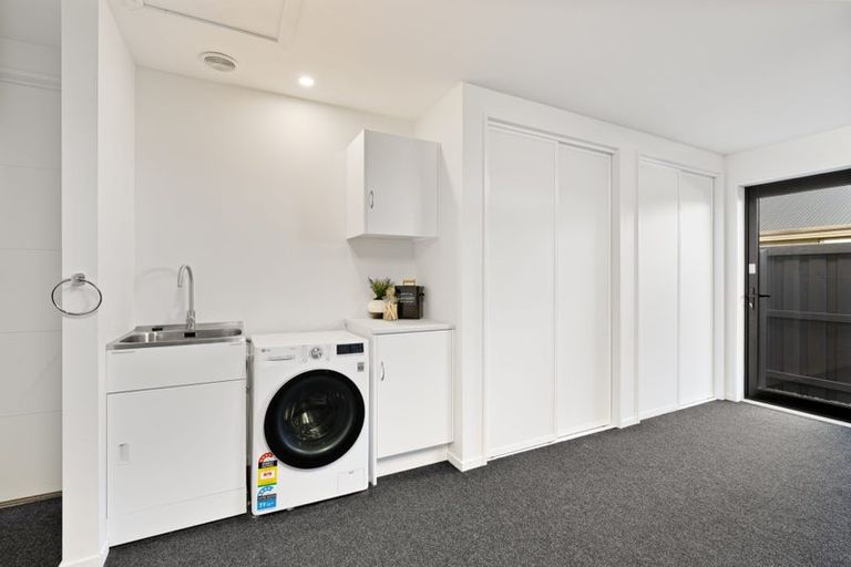 Photo of property in 17 Goldie Drive, Rangiora, 7400