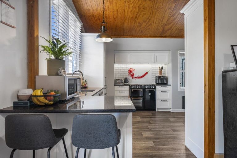 Photo of property in 409 Pakowhai Road, Frimley, Hastings, 4120