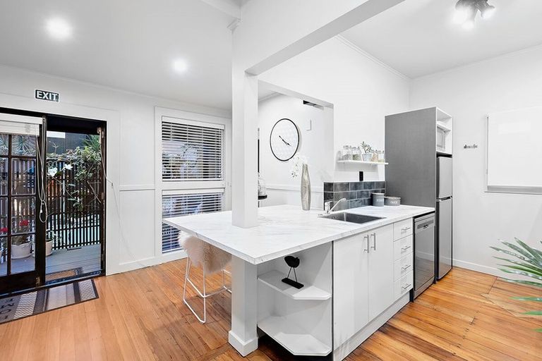 Photo of property in 16 Wilkinson Road, Ellerslie, Auckland, 1060