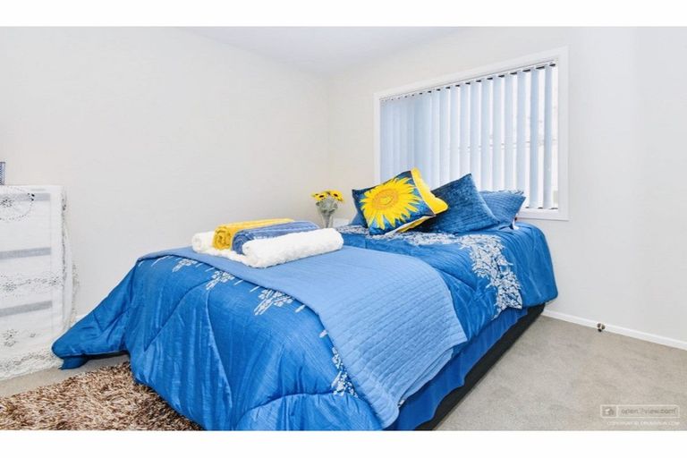 Photo of property in 54c Cambridge Terrace, Papatoetoe, Auckland, 2025