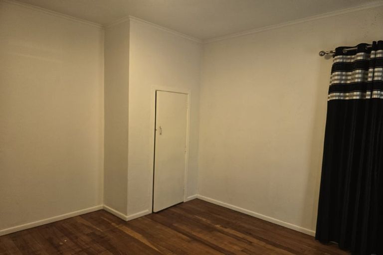 Photo of property in 1/26 Cambridge Terrace, Papatoetoe, Auckland, 2025