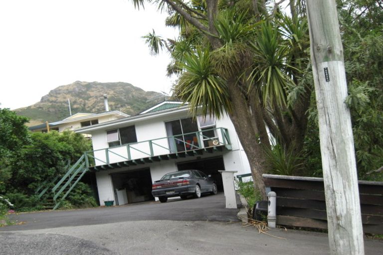 Photo of property in 92 Oxford Street, Lyttelton, 8082