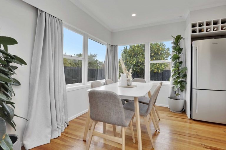 Photo of property in 23a Taylor Terrace, St Andrews, Hamilton, 3200