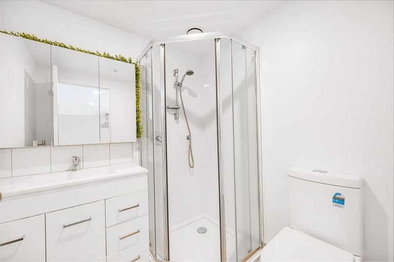 Photo of property in 105/28b Eileen Newey Place, Henderson, Auckland, 0612