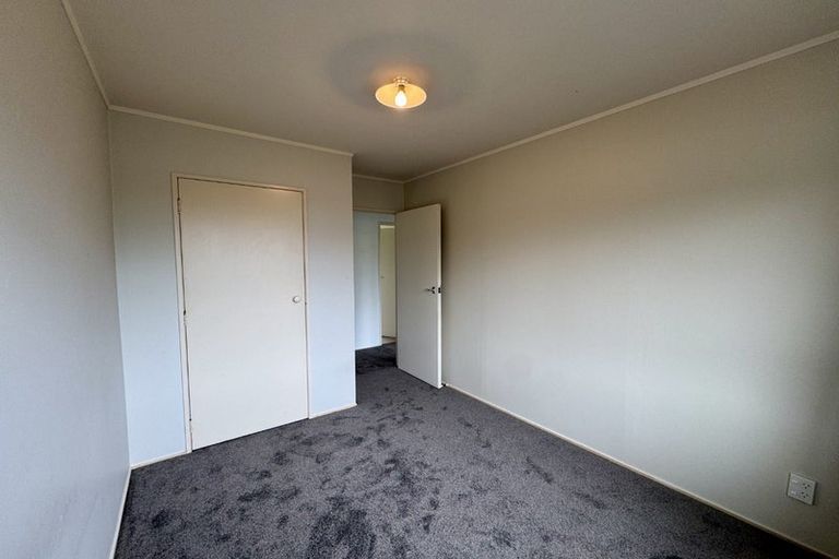 Photo of property in 1/125 Lynn Road, Bayview, Auckland, 0629