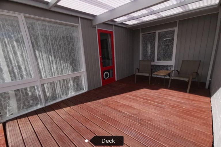 Photo of property in 14 Westmere Place, Takaro, Palmerston North, 4412