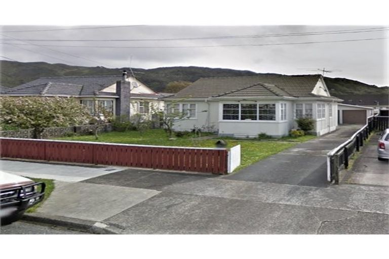 Photo of property in 13 Shearer Crescent, Naenae, Lower Hutt, 5011