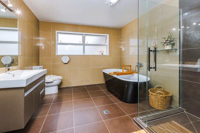 Photo of property in 158 Judge Richardson Drive, Opaheke, Papakura, 2584