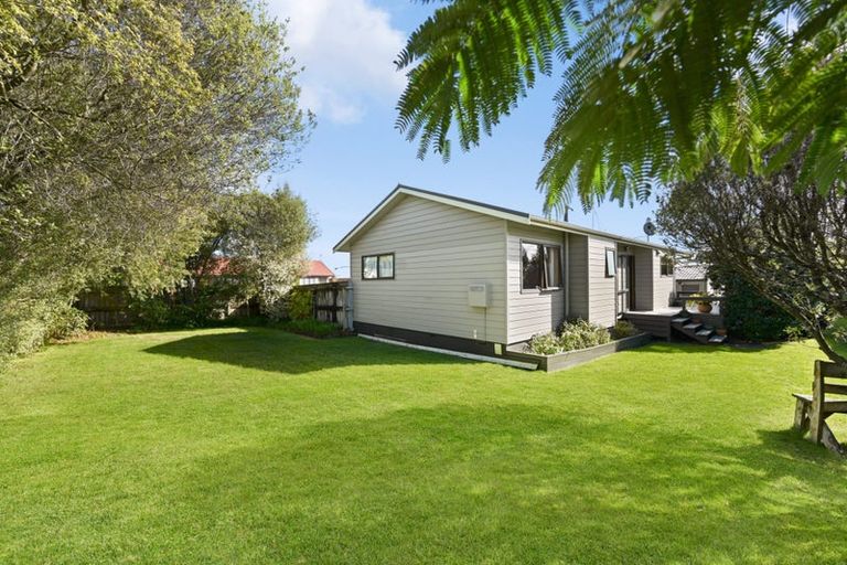 Photo of property in 2 Emma Place, Pukete, Hamilton, 3200