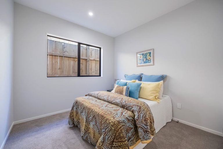 Photo of property in 30 Paihere Street, Huapai, Kumeu, 0810