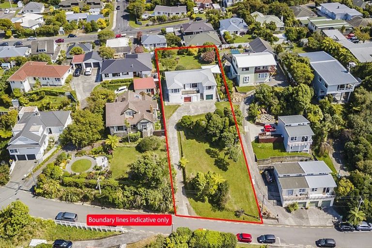 Photo of property in 7 Rewa Terrace, Tawa, Wellington, 5028