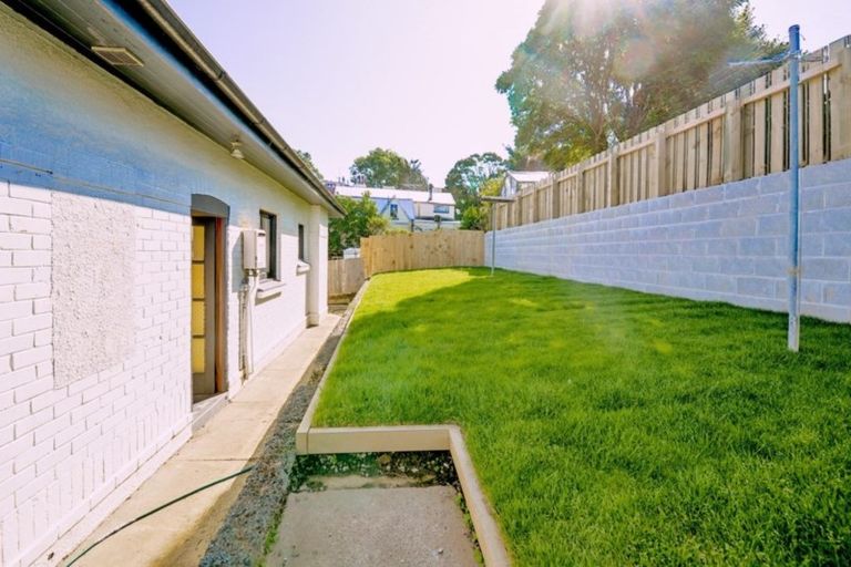Photo of property in 18 Durham Street, Mornington, Dunedin, 9011