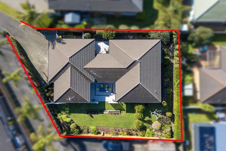 Photo of property in 49 Chesterfield Way, Orewa, 0931