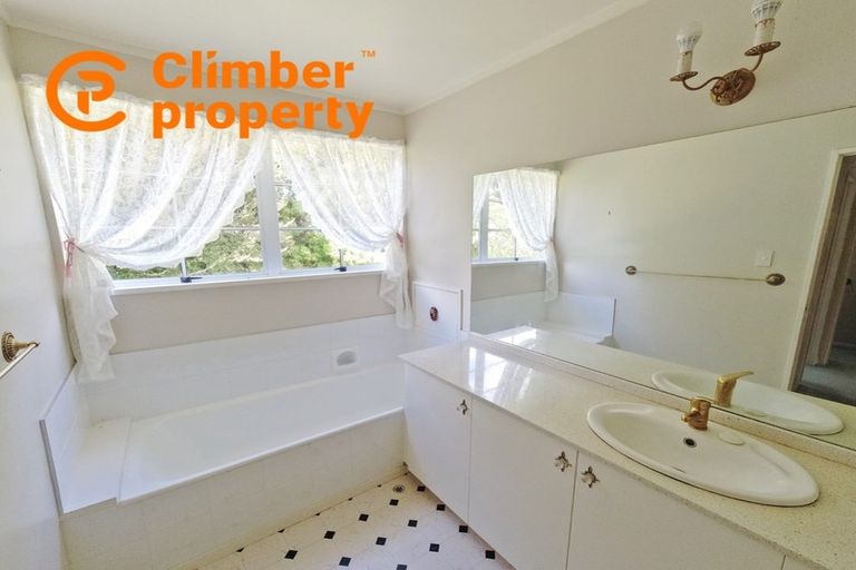 Photo of property in 5 Olsen Close, Matangi, Hamilton, 3284