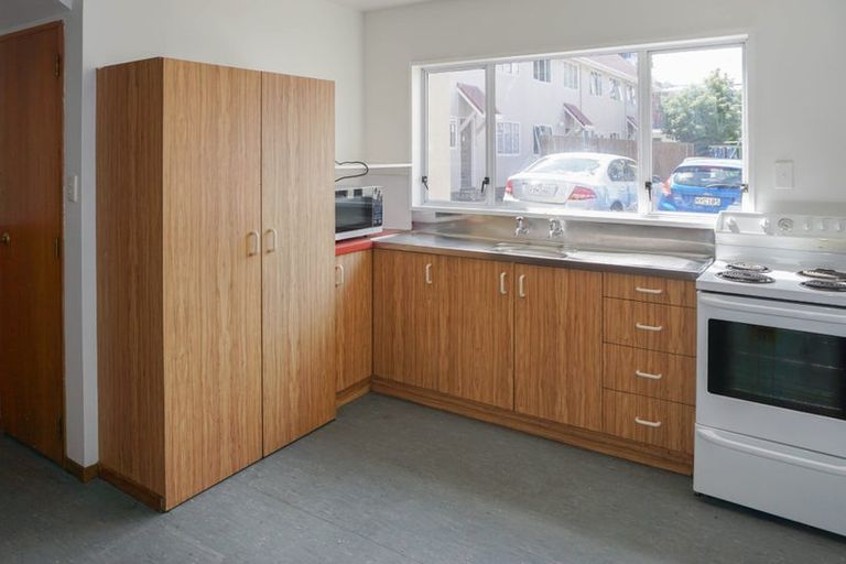 Photo of property in 18-26 Forth Street, North Dunedin, Dunedin, 9016