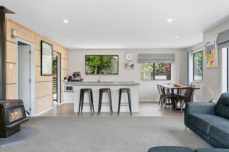 Photo of property in 90 Taharepa Road, Hilltop, Taupo, 3330