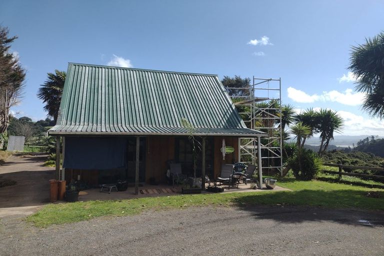Photo of property in 629 Owhiwa Road, Parua Bay, 0192
