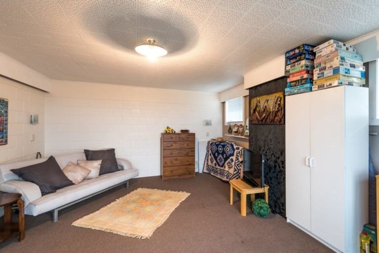 Photo of property in 22 Routly Avenue, Pukekohe, 2120