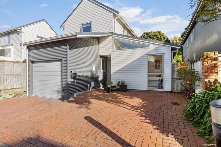 Photo of property in 14/36 Dee Street, Island Bay, Wellington, 6023