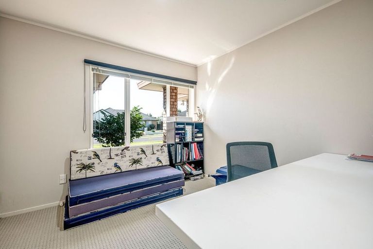 Photo of property in 10 Glencullen Place, Dannemora, Auckland, 2016