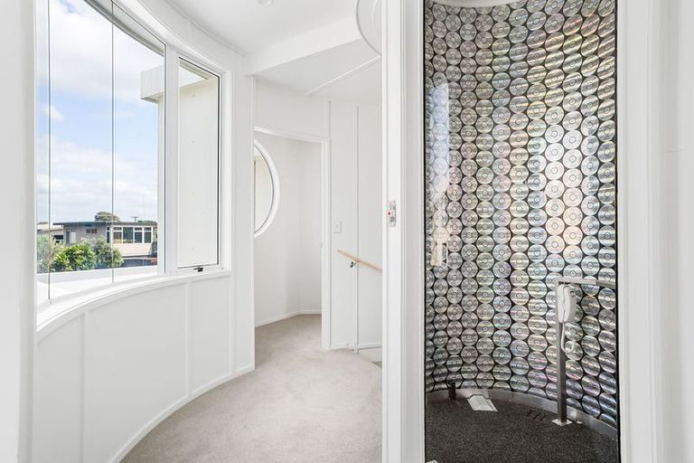 Photo of property in 17a Oceanbeach Road, Mount Maunganui, 3116