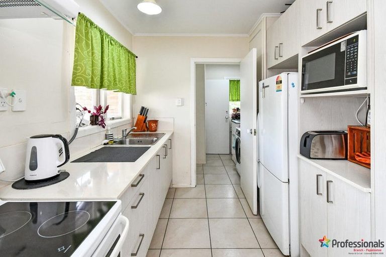 Photo of property in 11 Awatere Street, Clover Park, Auckland, 2023
